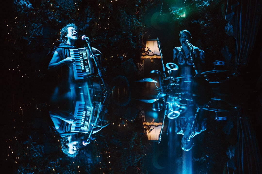 VILA Live: Lunatraktors