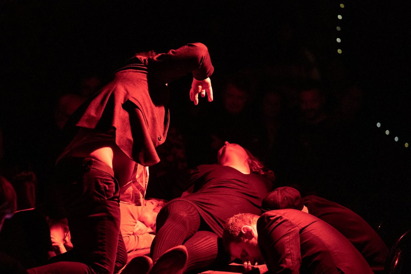 Císařovy nové šaty: LÁHOR/Soundsystem – Perfektní den